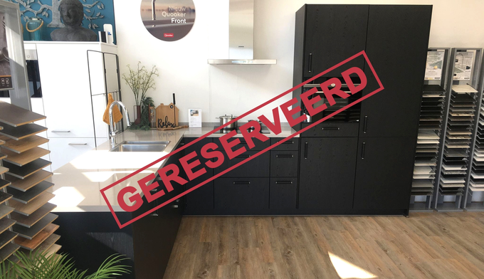 Keuken zwart houtlook